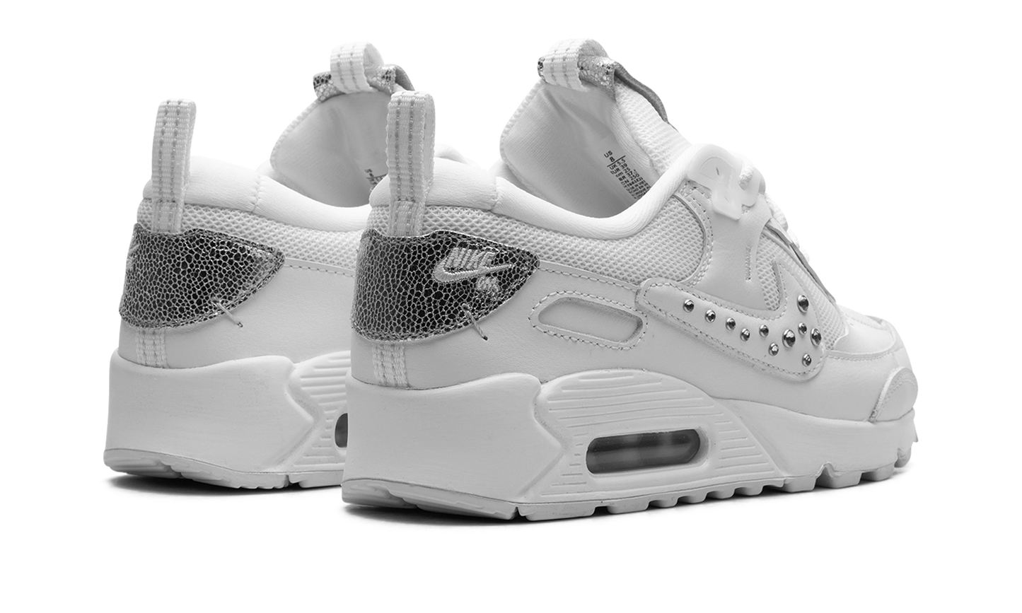 Nike AIR MAX 90 FUTURA WMNS "Studded Swoosh" FQ8888 100
