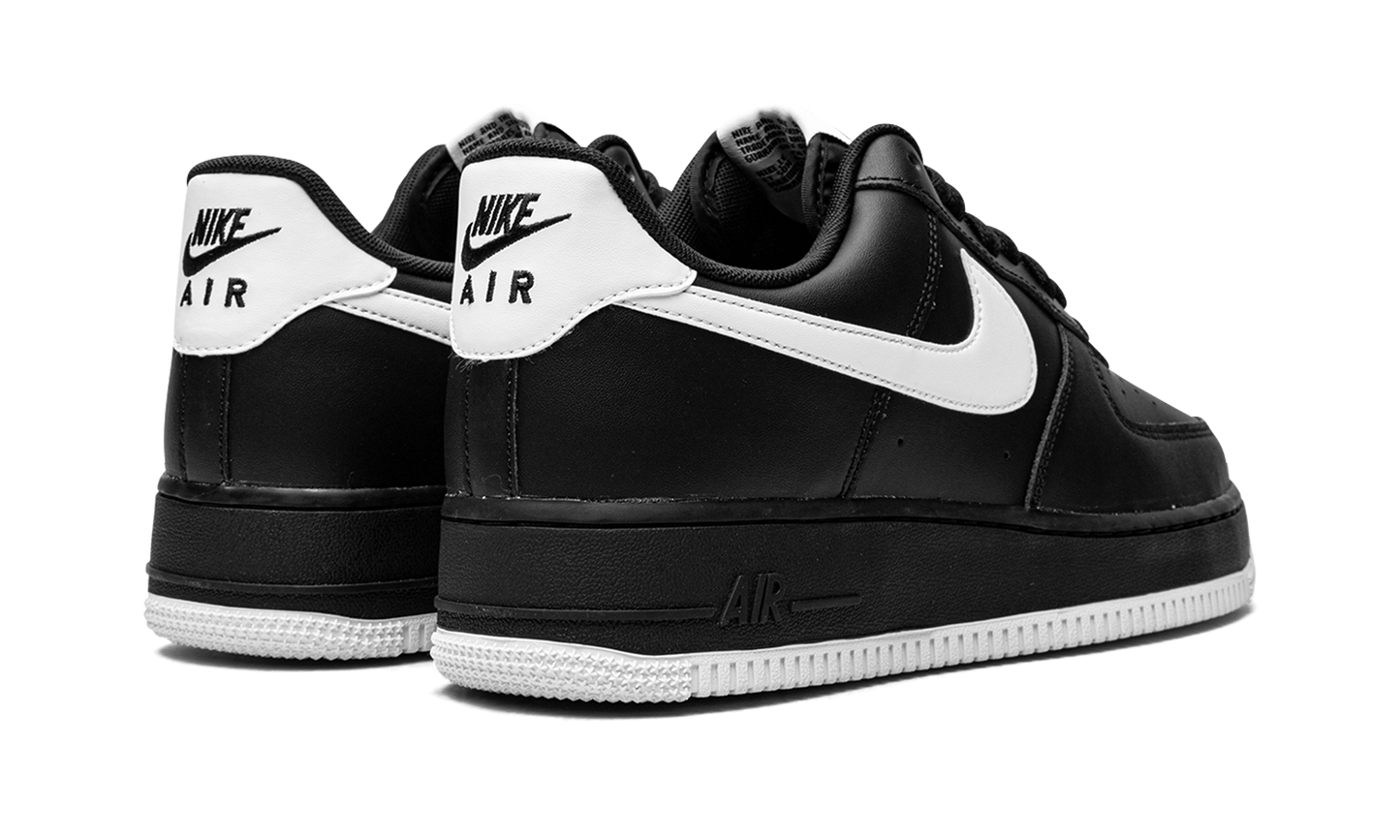 Nike Air Force 1 '07 "Black / White" DC2911 002