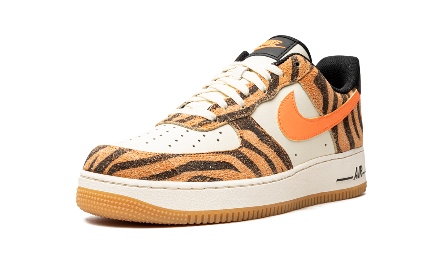 Nike Air Force 1 '07 PRM "Daktari Stripes" DJ6192 100