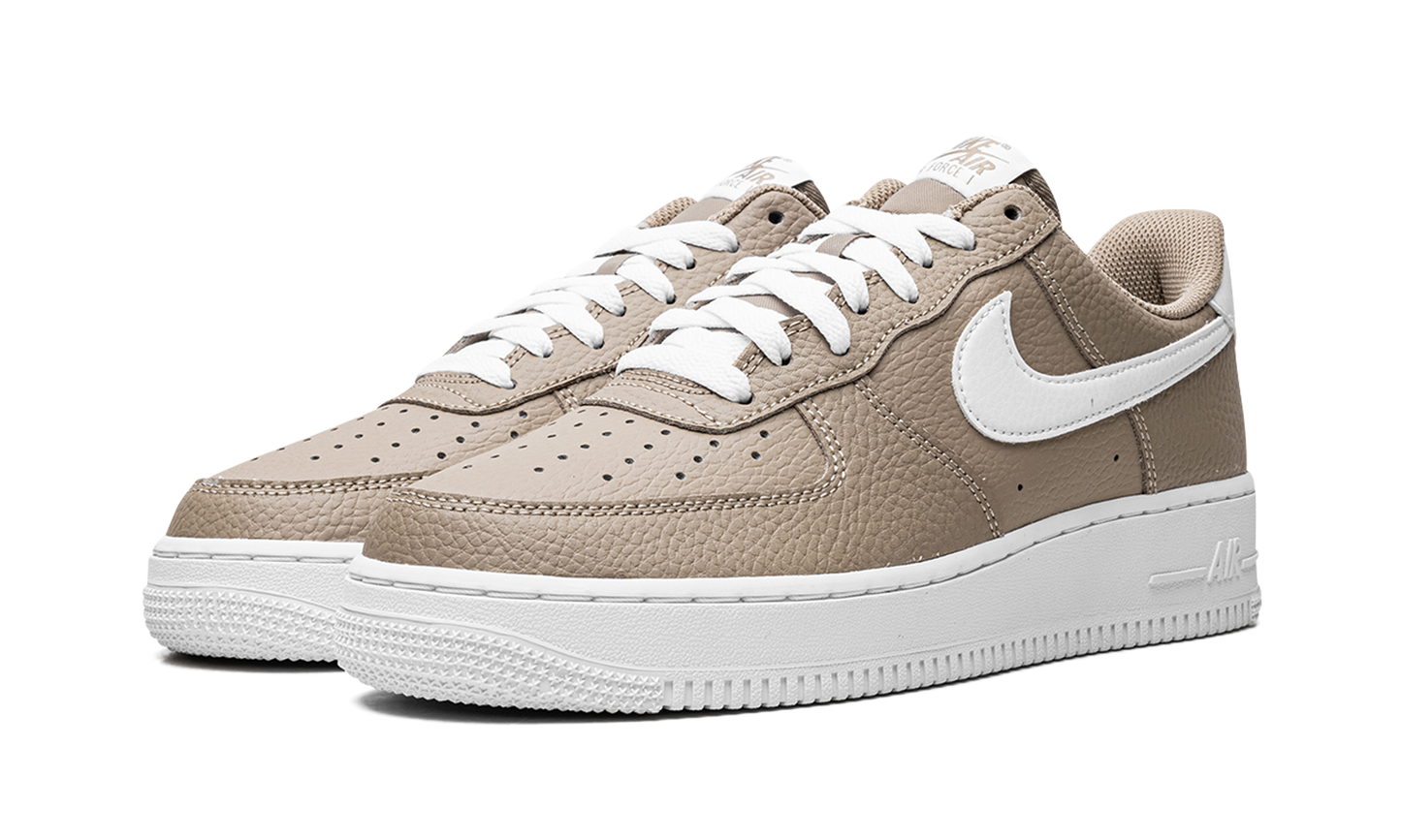 Nike Air Force 1 Low "Caramel" DV0804 200