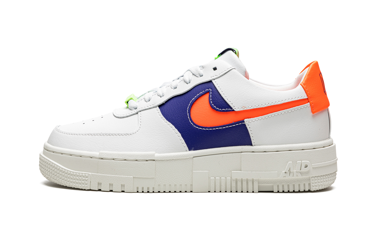 Nike AIR FORCE 1 LO PIXEL MNS WMNS White Concord Crimson DM8340 100