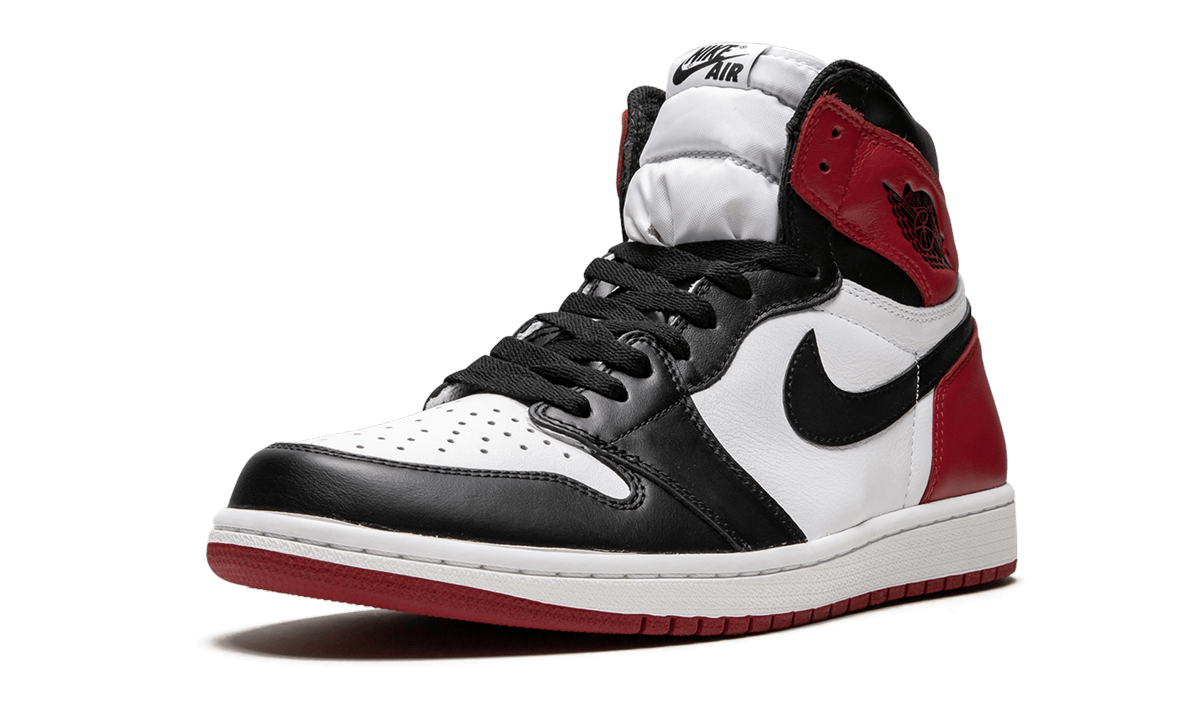 Air Jordan 1 Retro High OG Black Toe 2016 555088 125