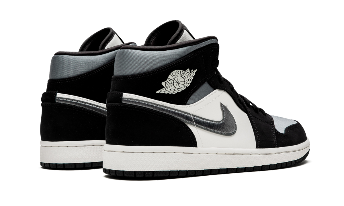 Air Jordan 1 Mid SE Satin Grey 852542 011