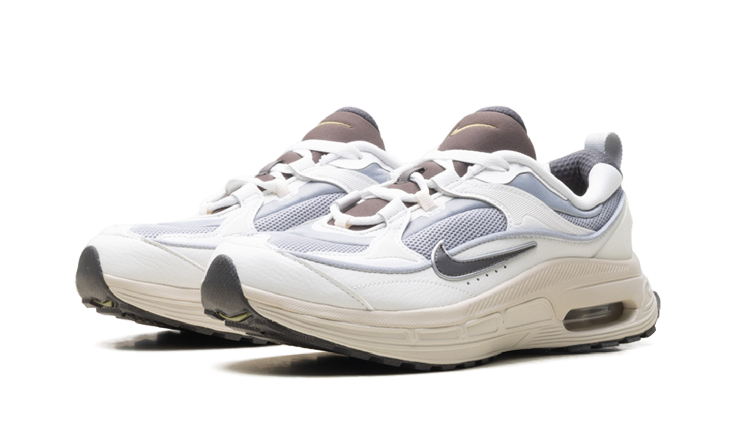 Nike Air Max Bliss WMNS "Next Nature Wolf Grey Summit White" DZ4707 001