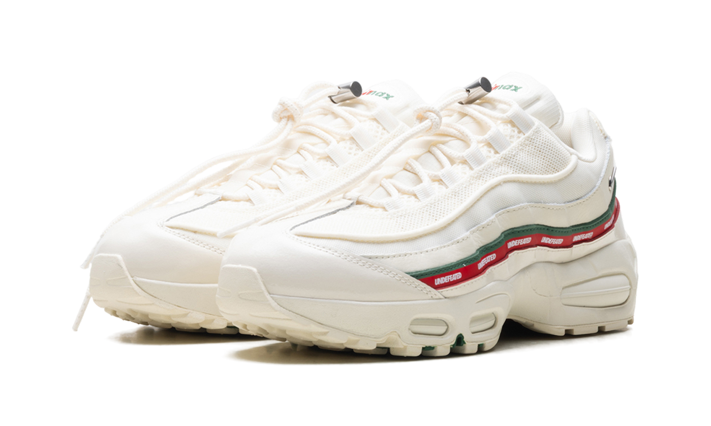 Nike AIR MAX 95 SP "UNDEFEATED - SAIL/ METALLICSILVER" IB4453 100