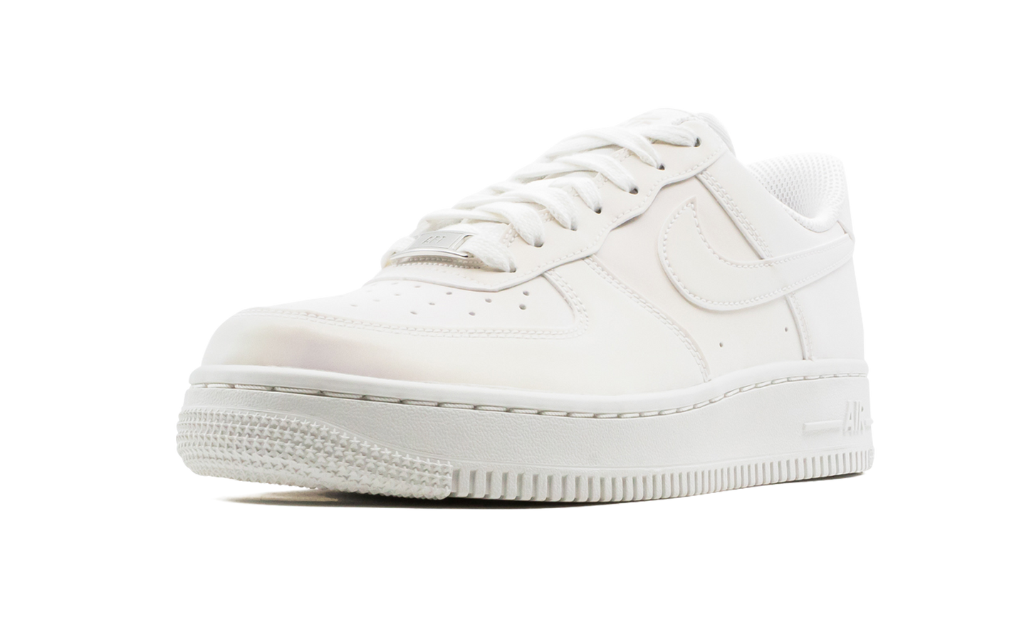 Nike AIR FORCE 1 '07 MNS WMNS Reflective White DC2062 100