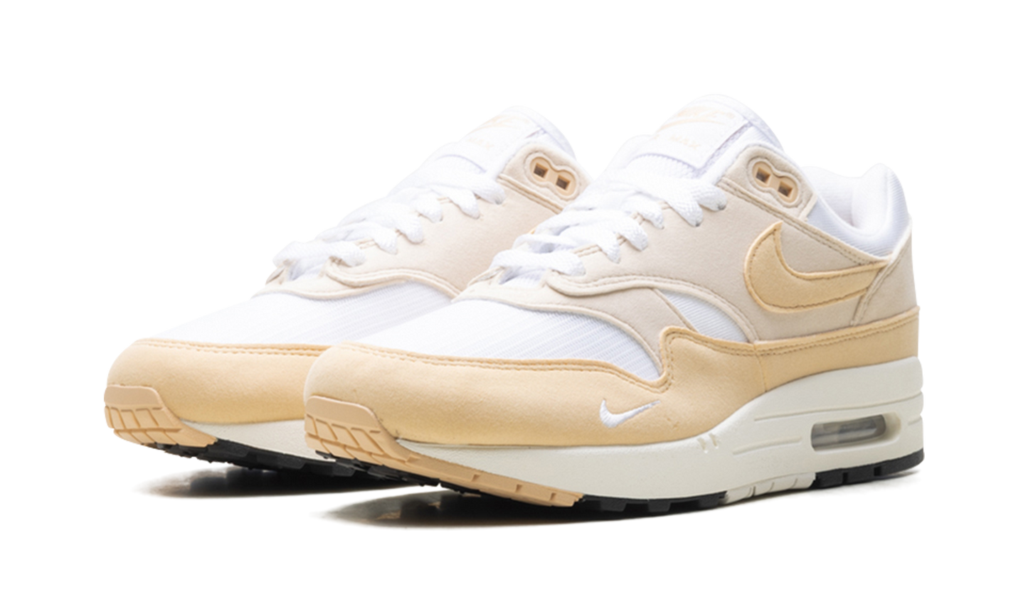Nike Air Max 1 '87 WMNS "Light Orewood Brown" HF1194 100