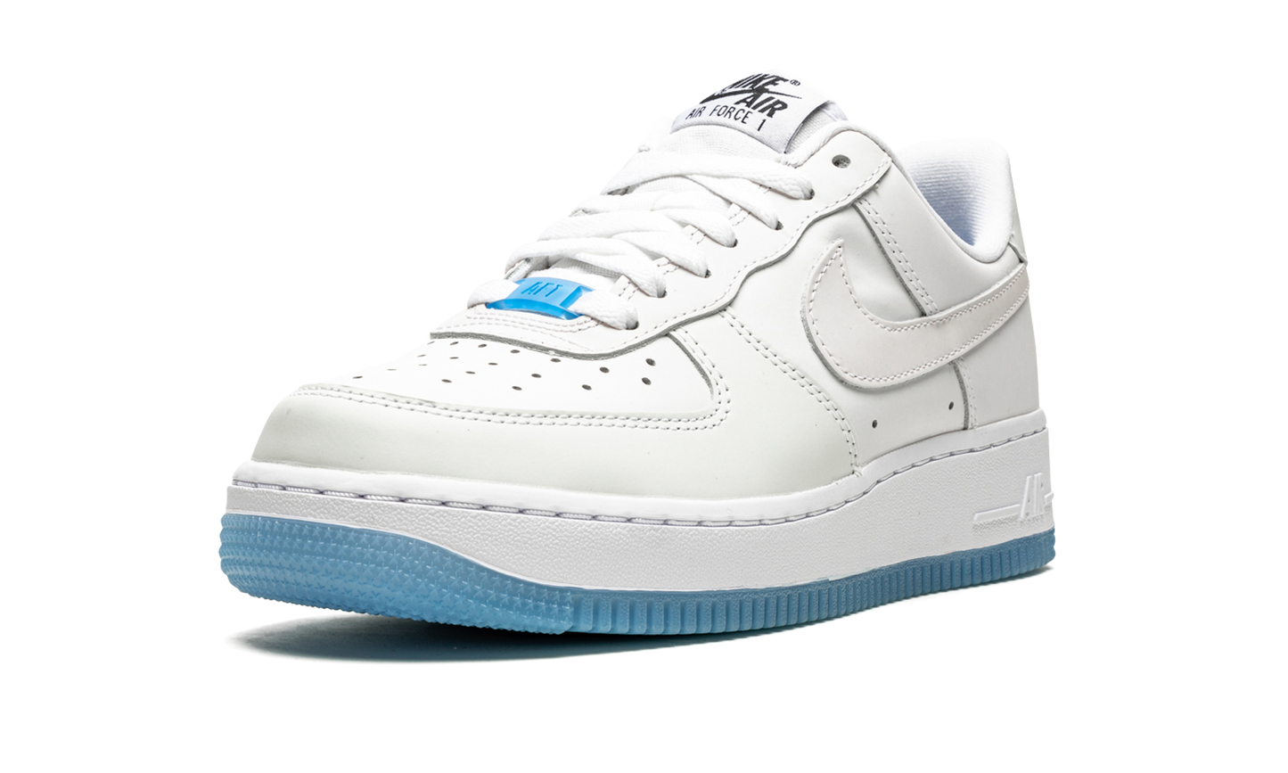 Nike AIR FORCE 1 LO LX MNS WMNS UV Reactive DA8301 100