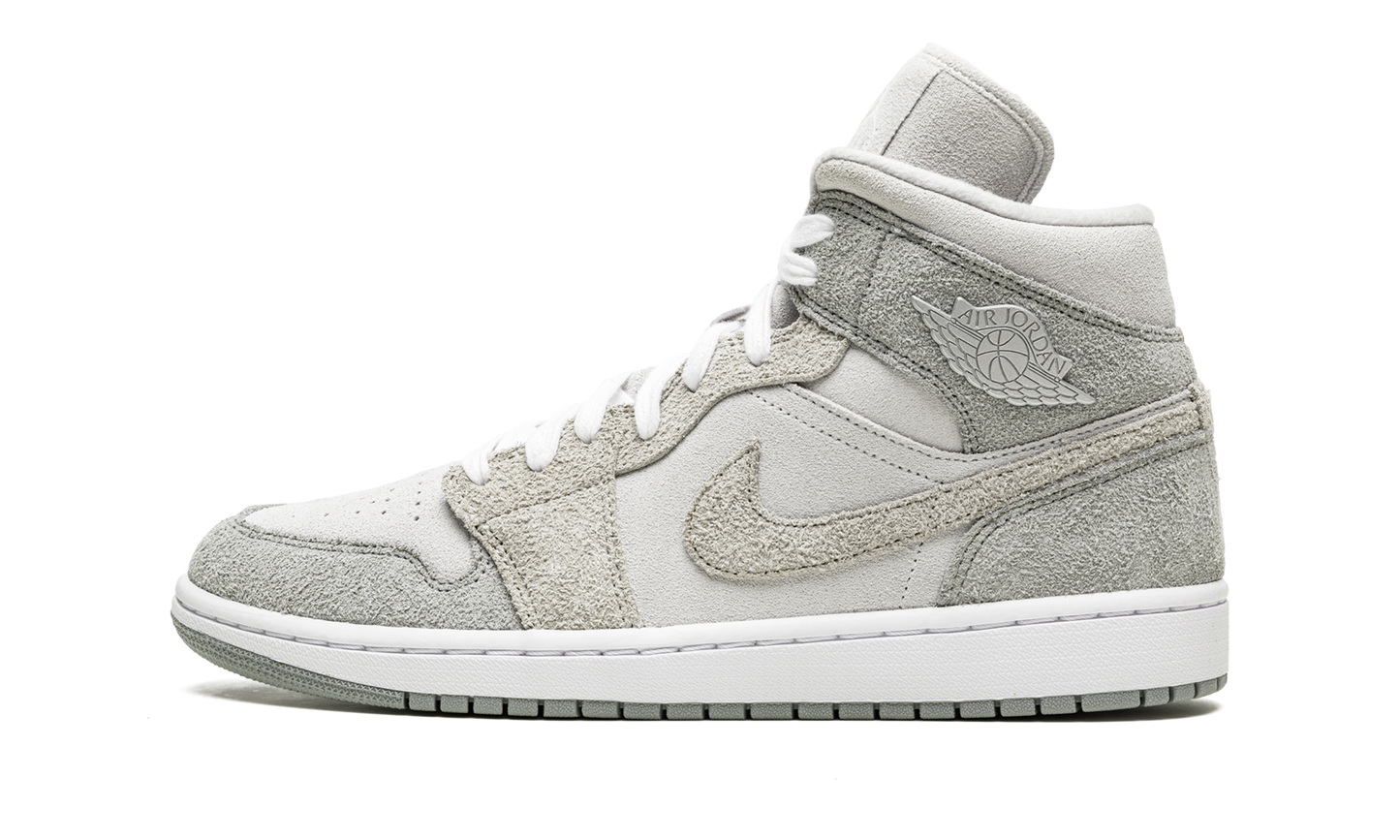 AIR JORDAN 1 MID SE WMNS Grey Fleece DO7139 002