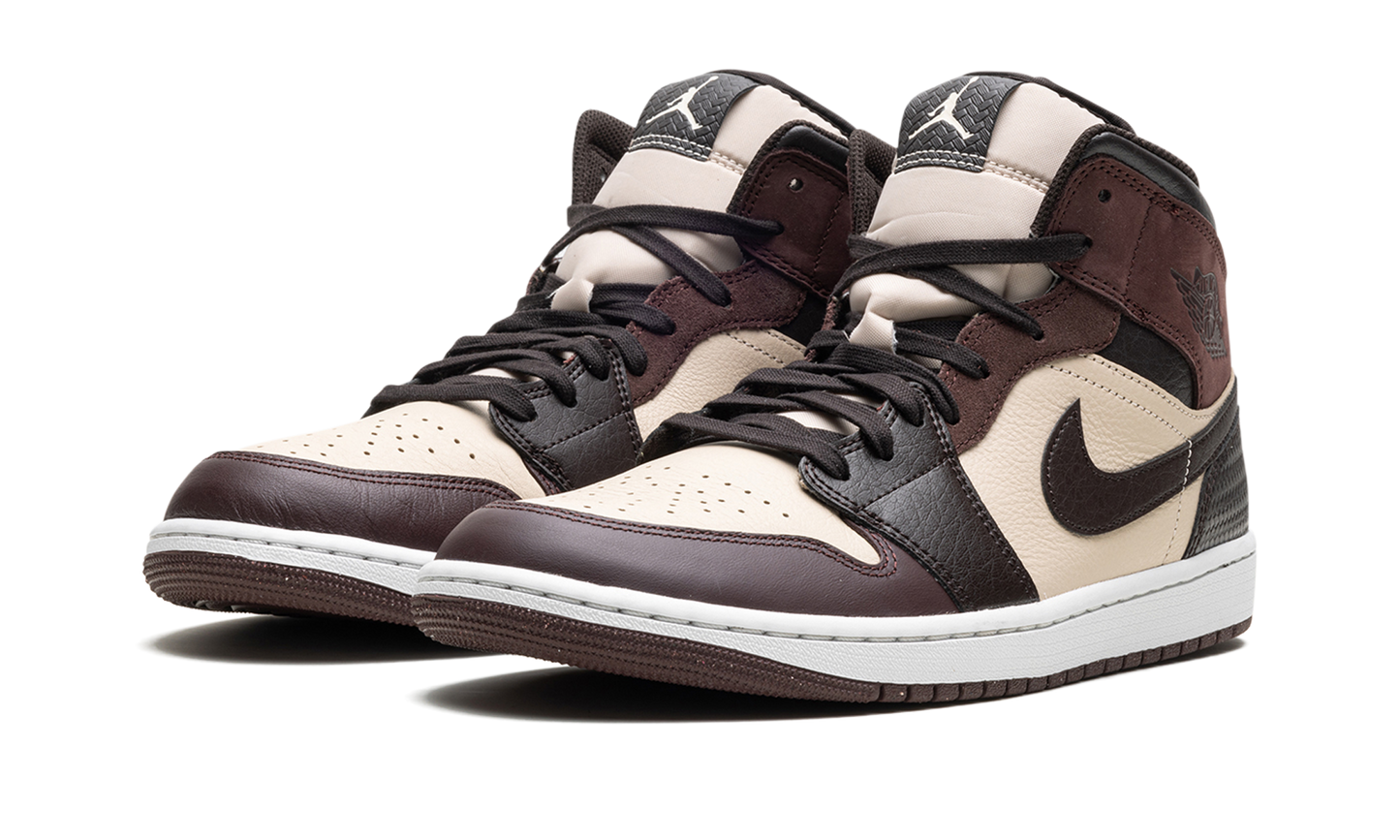 Air Jordan 1 Mid Se Velvet Brown FZ4359 200