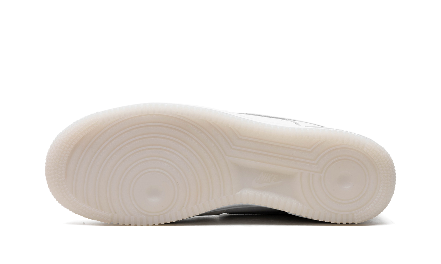 Nike Air Force 1 '07 LV8 "Summit White" FN5832 100