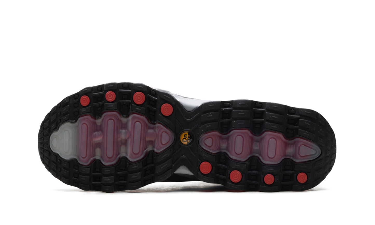 Nike Air Max Dn8 "Iron Grey Bright Crimson" FQ7860 005