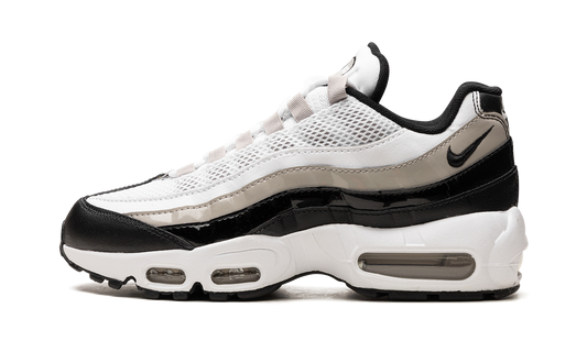 Nike AIR MAX 95 WMNS "Light Iron Ore / Black Patent" DR2550 100
