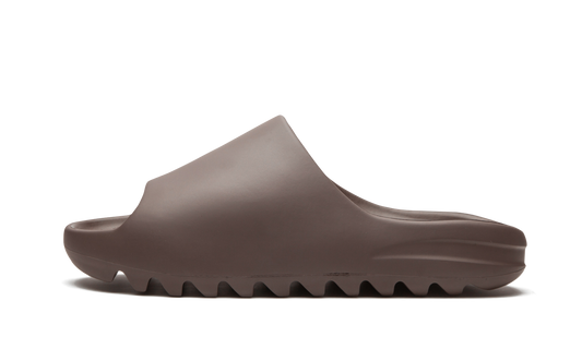 Yeezy Slide "Soot" G55495