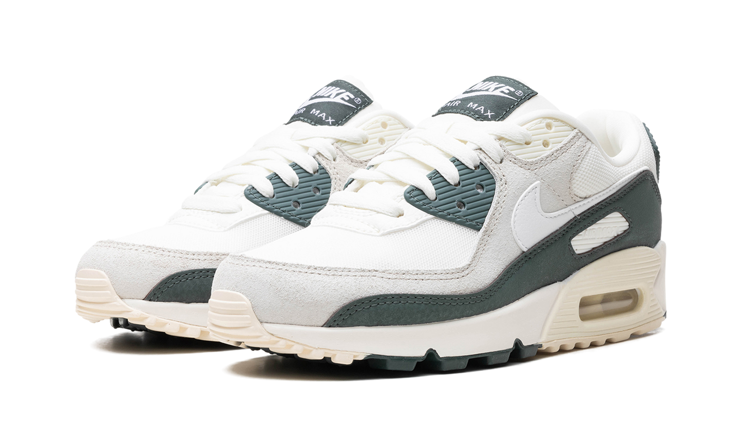 Nike AIR MAX 90 WMNS "Vintage Green" FZ5163 133