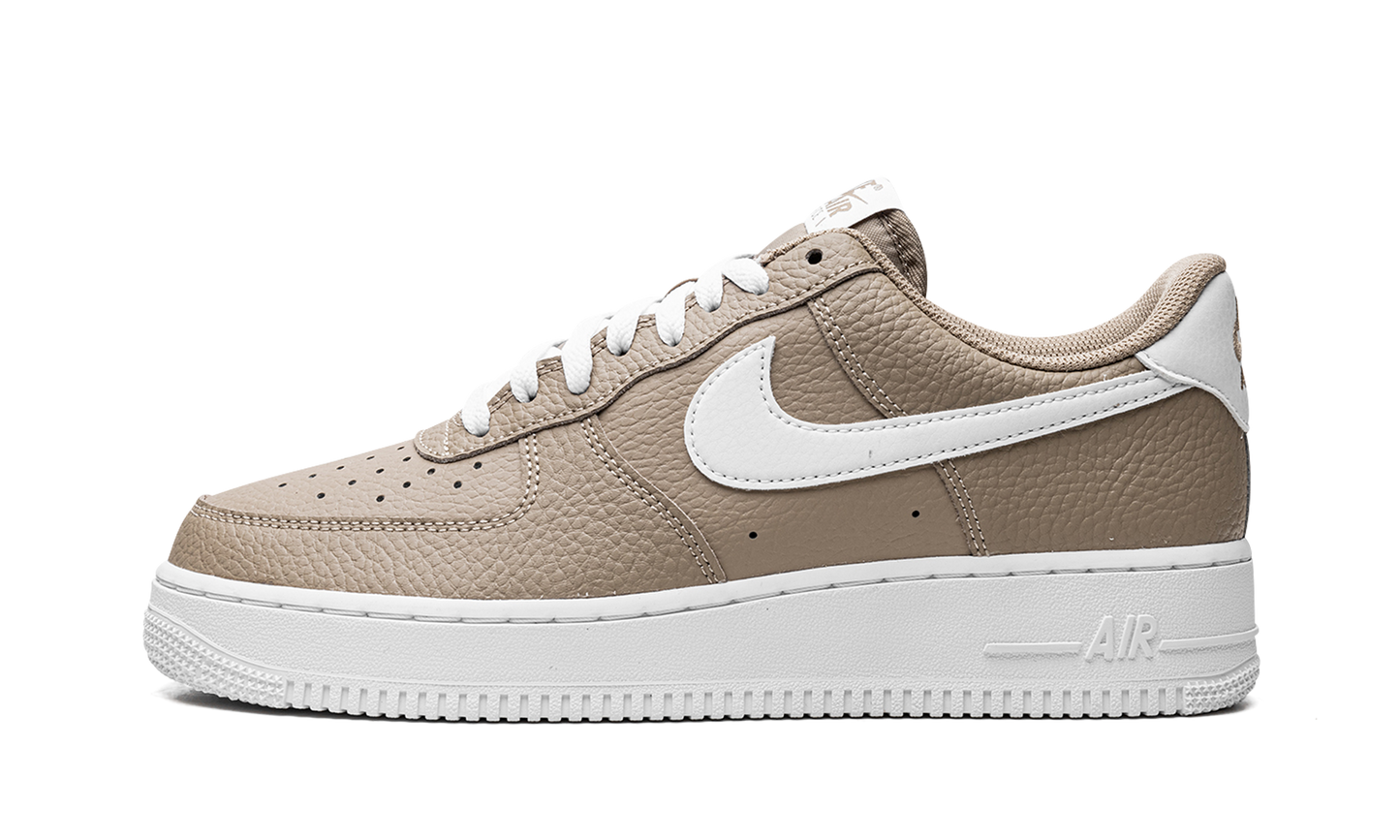 Nike Air Force 1 Low "Caramel" DV0804 200