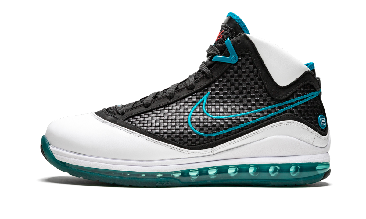 Nike Air Max Lebron 7 NFW "Red Carpet" 383578 101