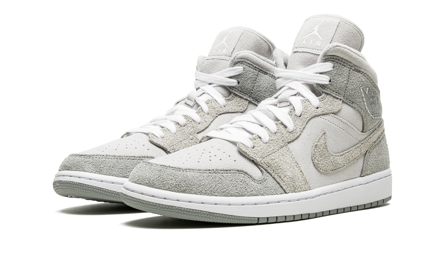 AIR JORDAN 1 MID SE WMNS Grey Fleece DO7139 002