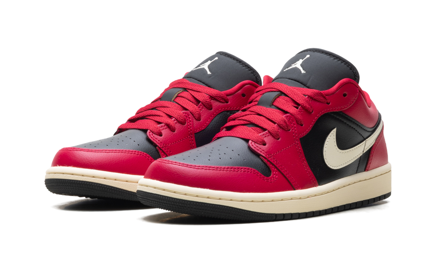 Air Jordan 1 Low Wmns Mystic Hibiscus DC0774 605