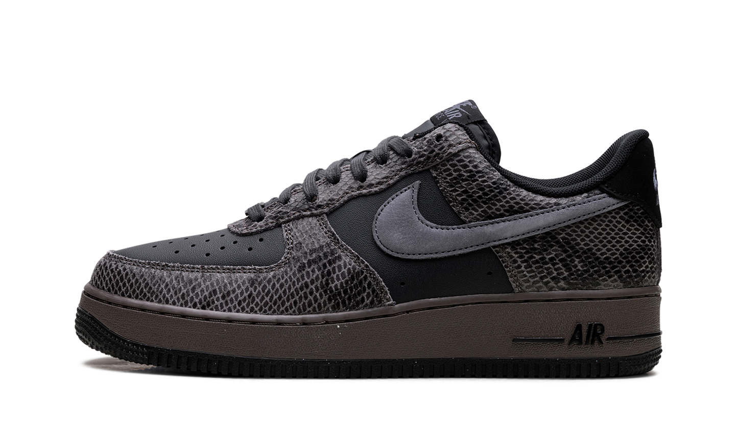 Nike Air Force 1 Low "Off Noir Snakeskin" HF2898 001