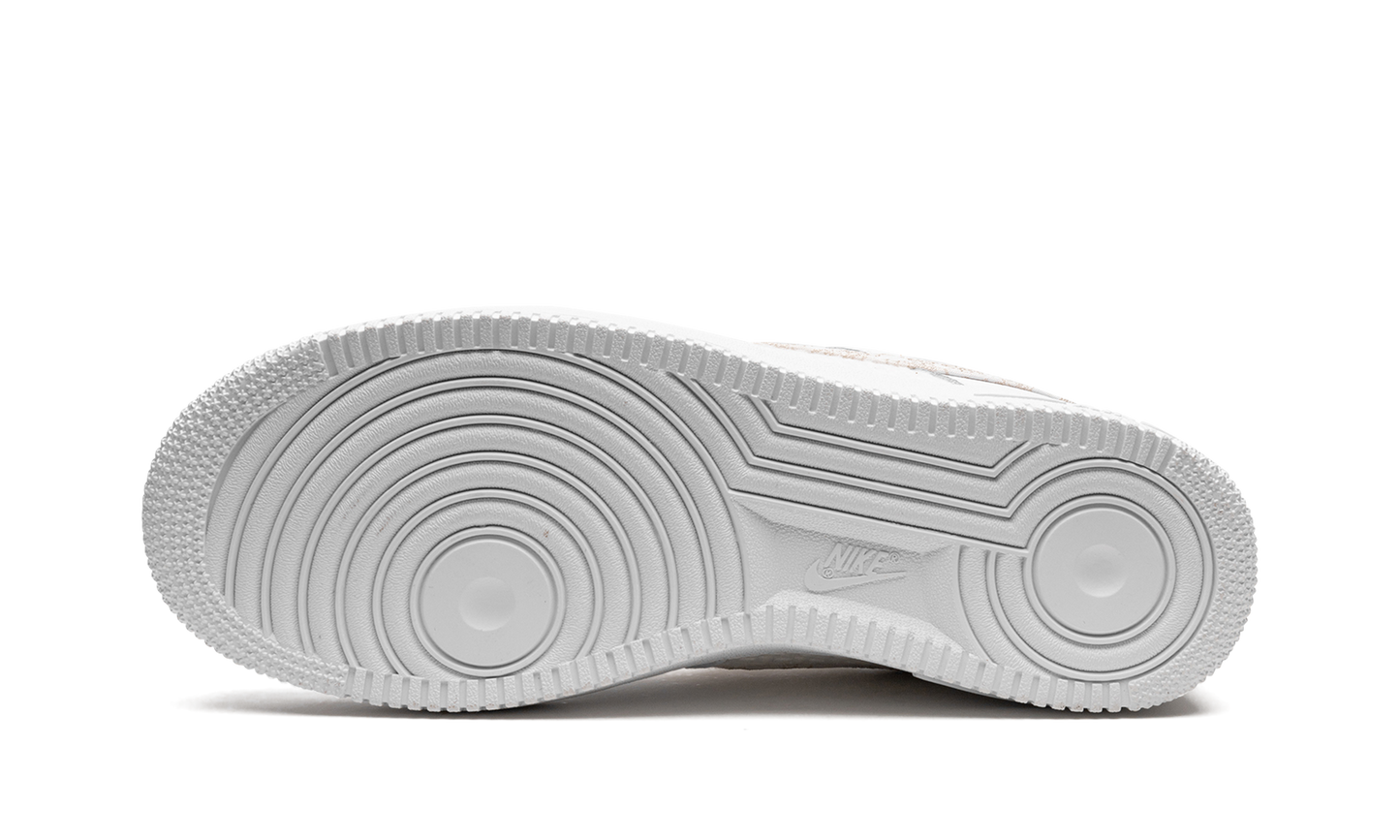 Nike AIR FORCE 1 '07 SE MNS WMNS Flower Swoosh DO9458 100