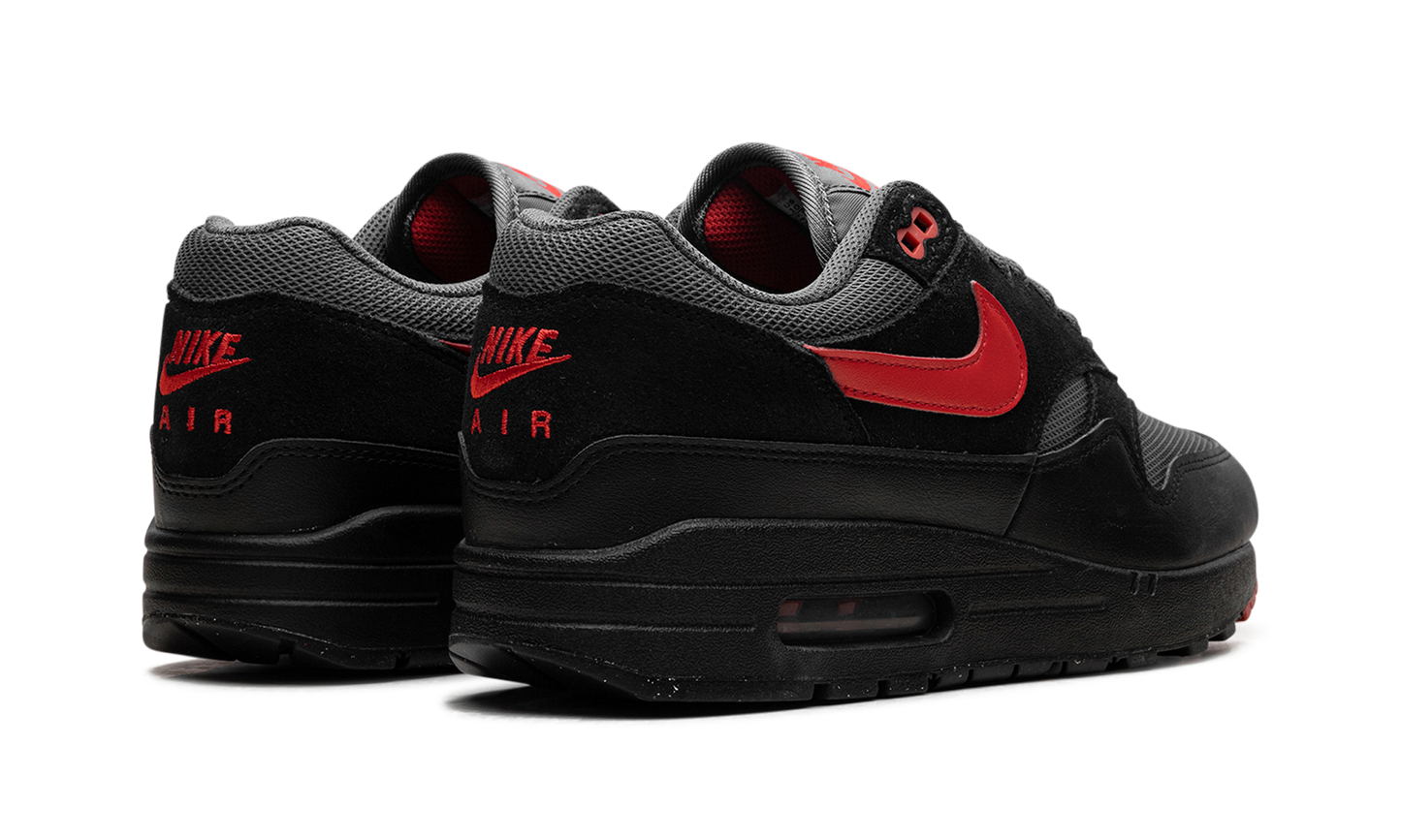 Nike Air Max 1 Essential "Vamps" FZ5808 008