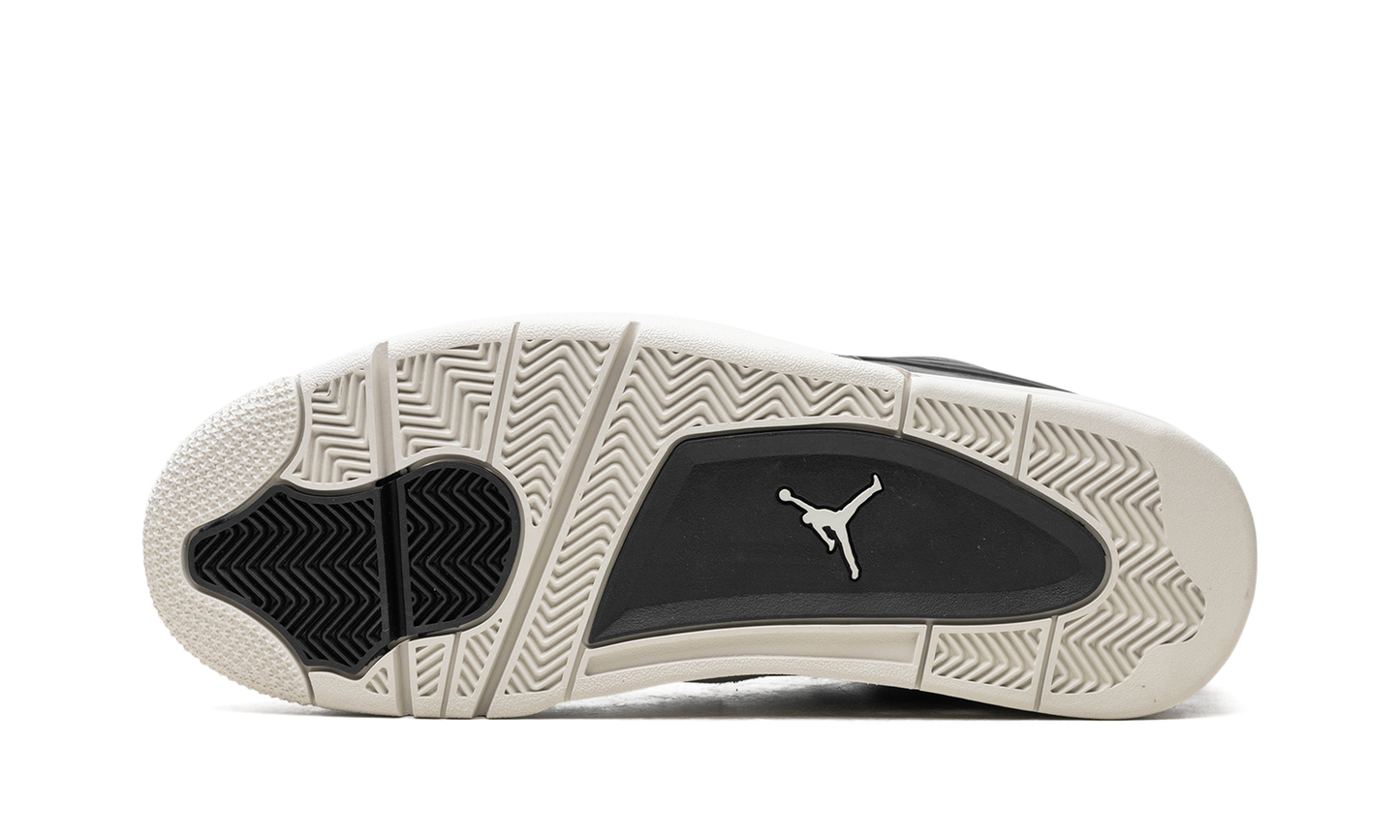 Air Jordan 4 RM Light Bone FQ7939 001