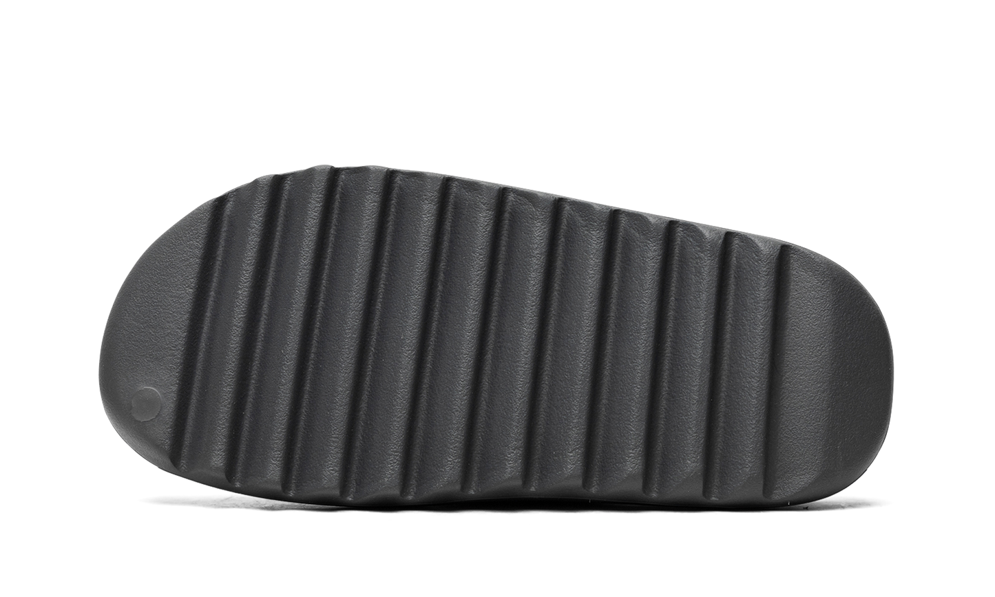 Yeezy Slide "Slate Grey" ID2350