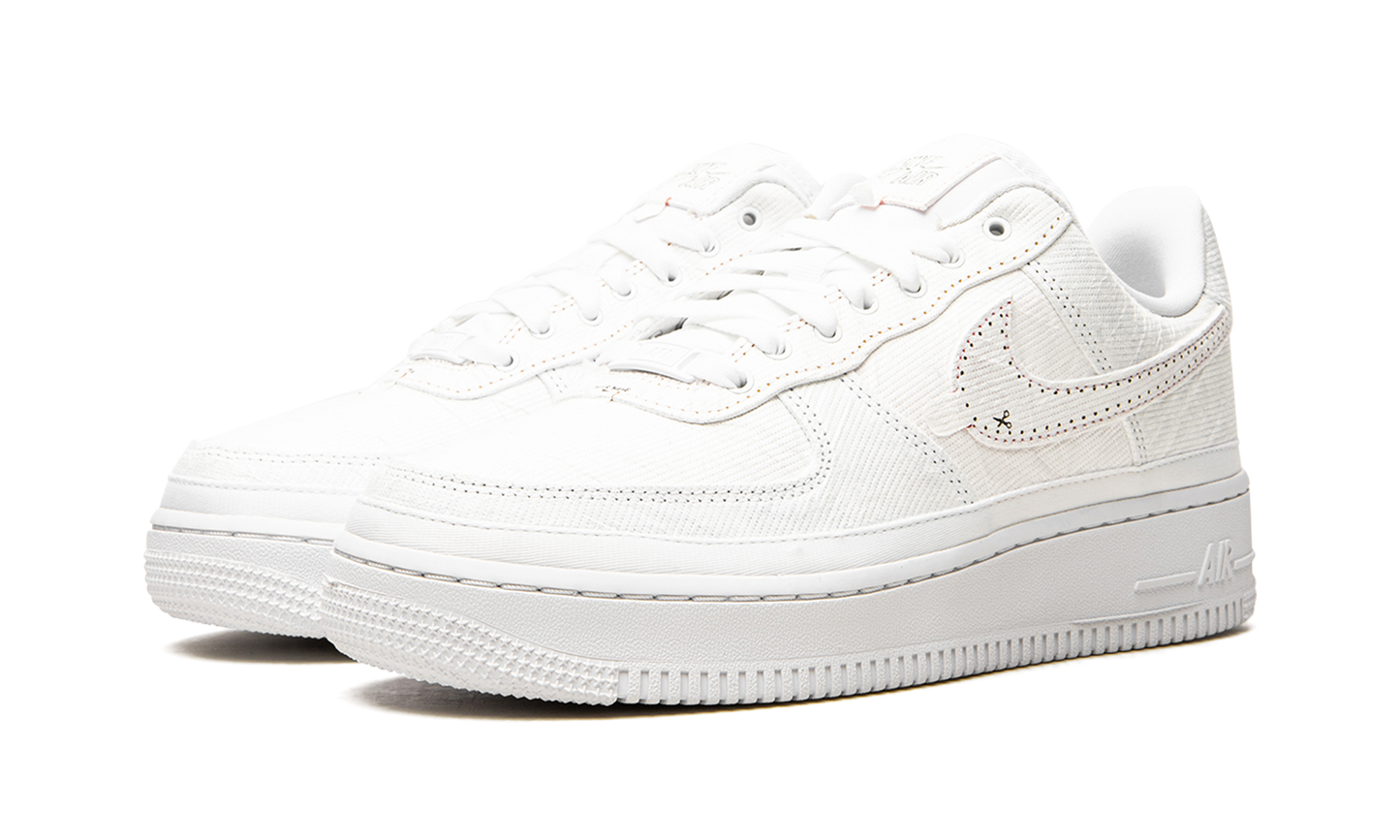 Nike AIR FORCE 1 LO LX WMNS Reveal CJ1650 101