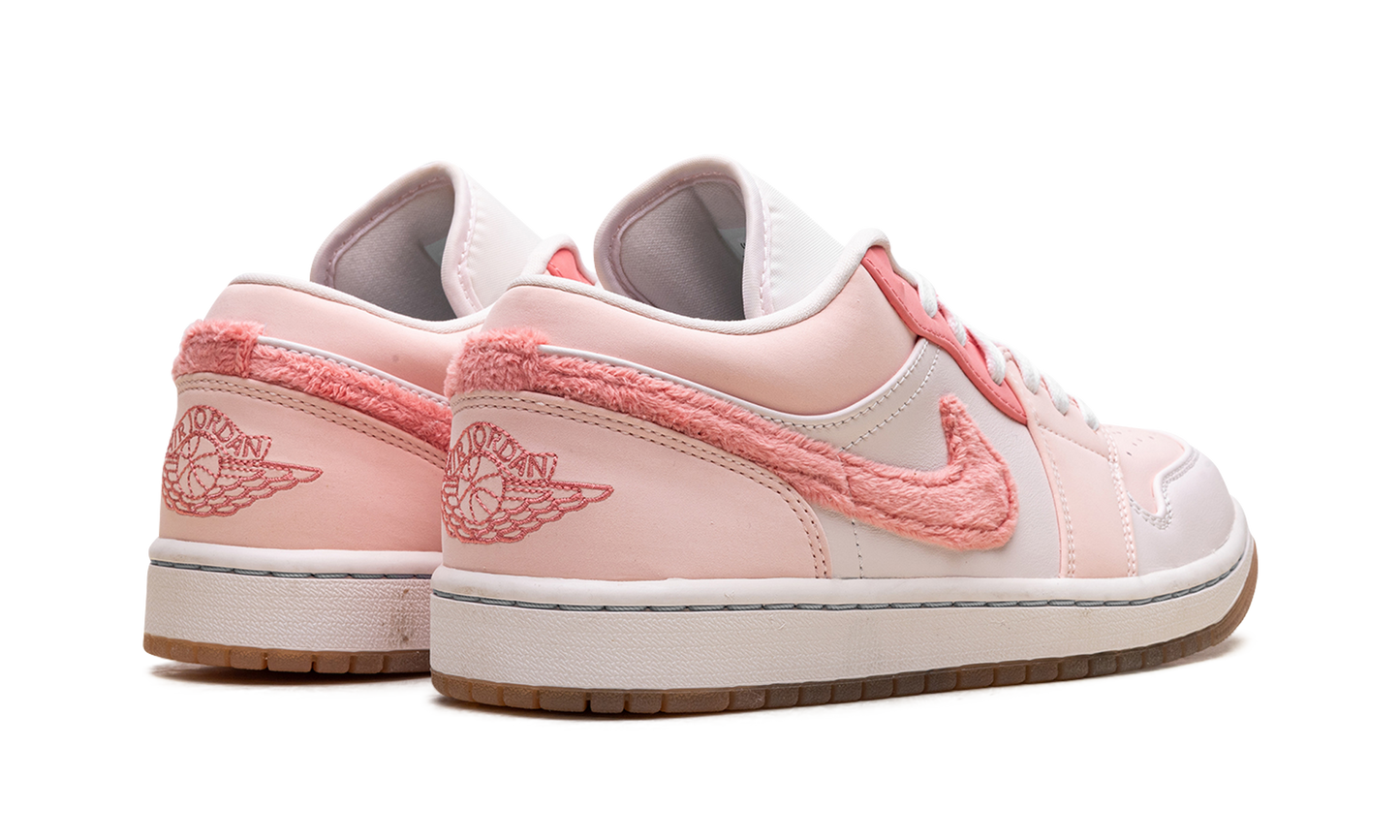 Jordan 1 Low SE WMNS Mighty Swooshers Pink DM5443 666