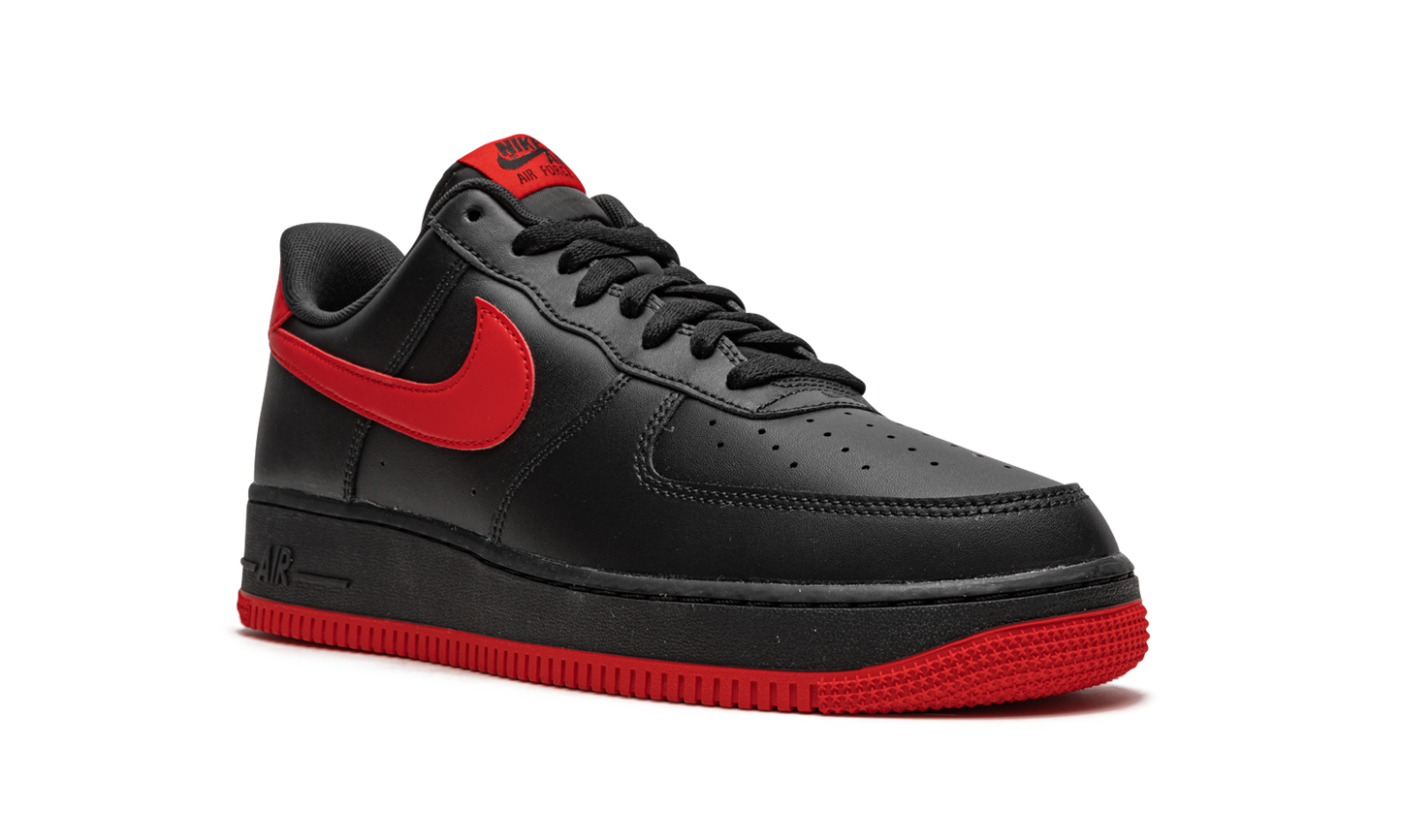 Nike Air Force 1 Low '07 "Bred" DC2911 001