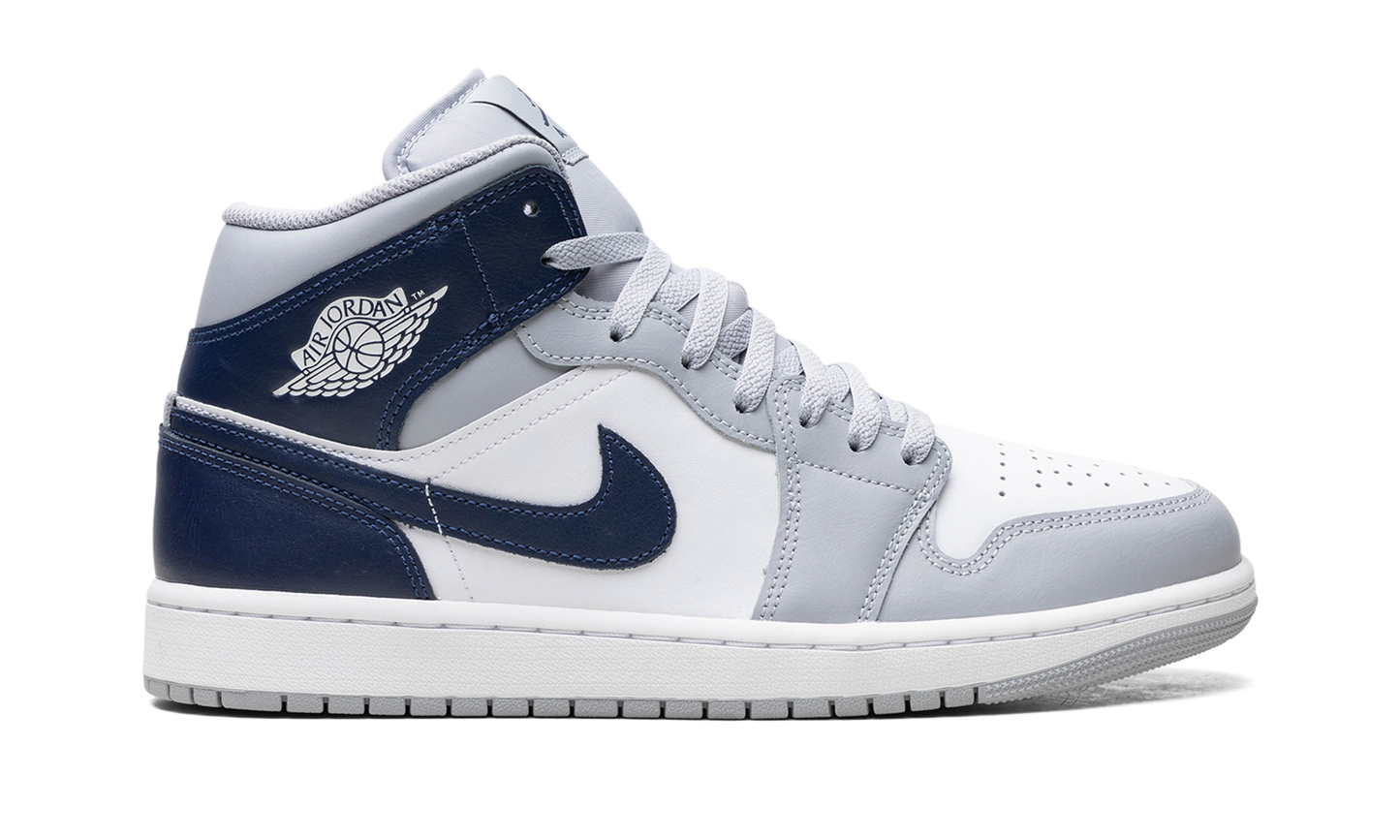 Air Jordan 1 Mid Wolf Grey Midnight Navy DQ8426 104