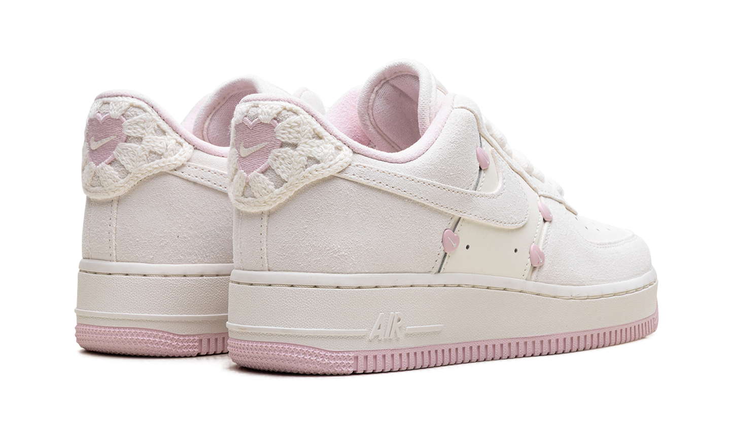 Nike Air Force 1 Low WMNS Valentine's Day HV5992 111
