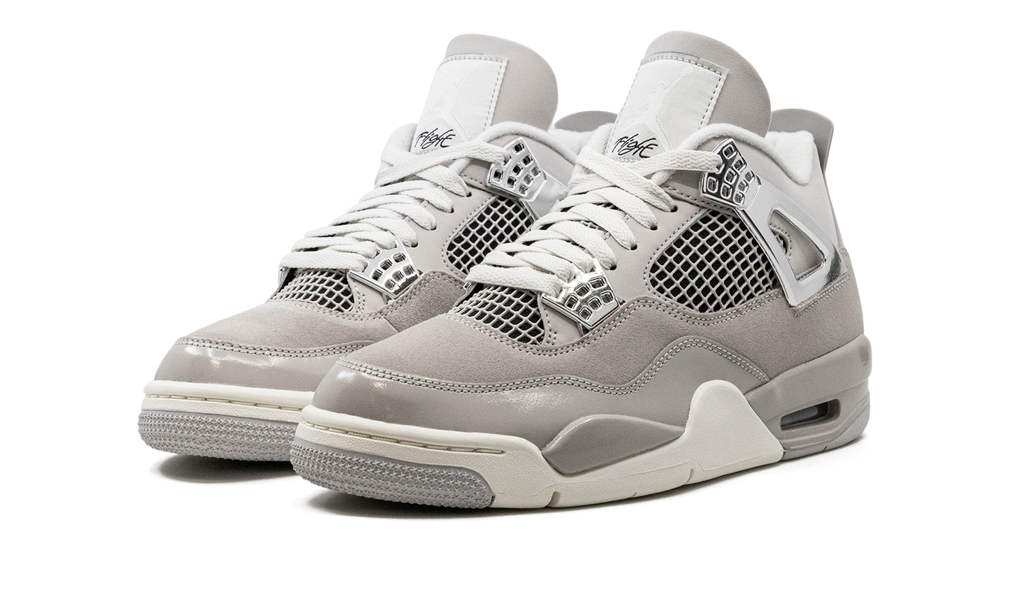 Air Jordan 4 WMNS Frozen Moments AQ9129 001