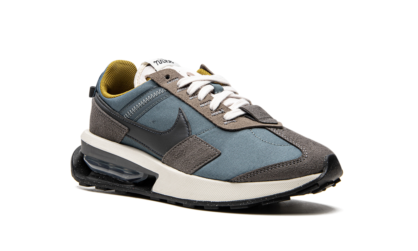 Nike Air Max Pre-Day "Hasta Anthracite" DC5330 301