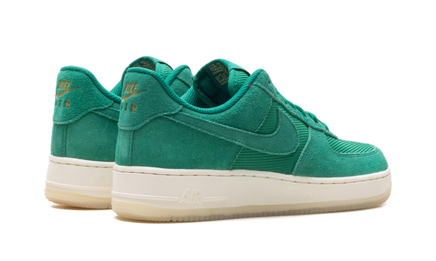 Nike Air Force 1 Low '07 LV8 "Malachite" FZ5222 300