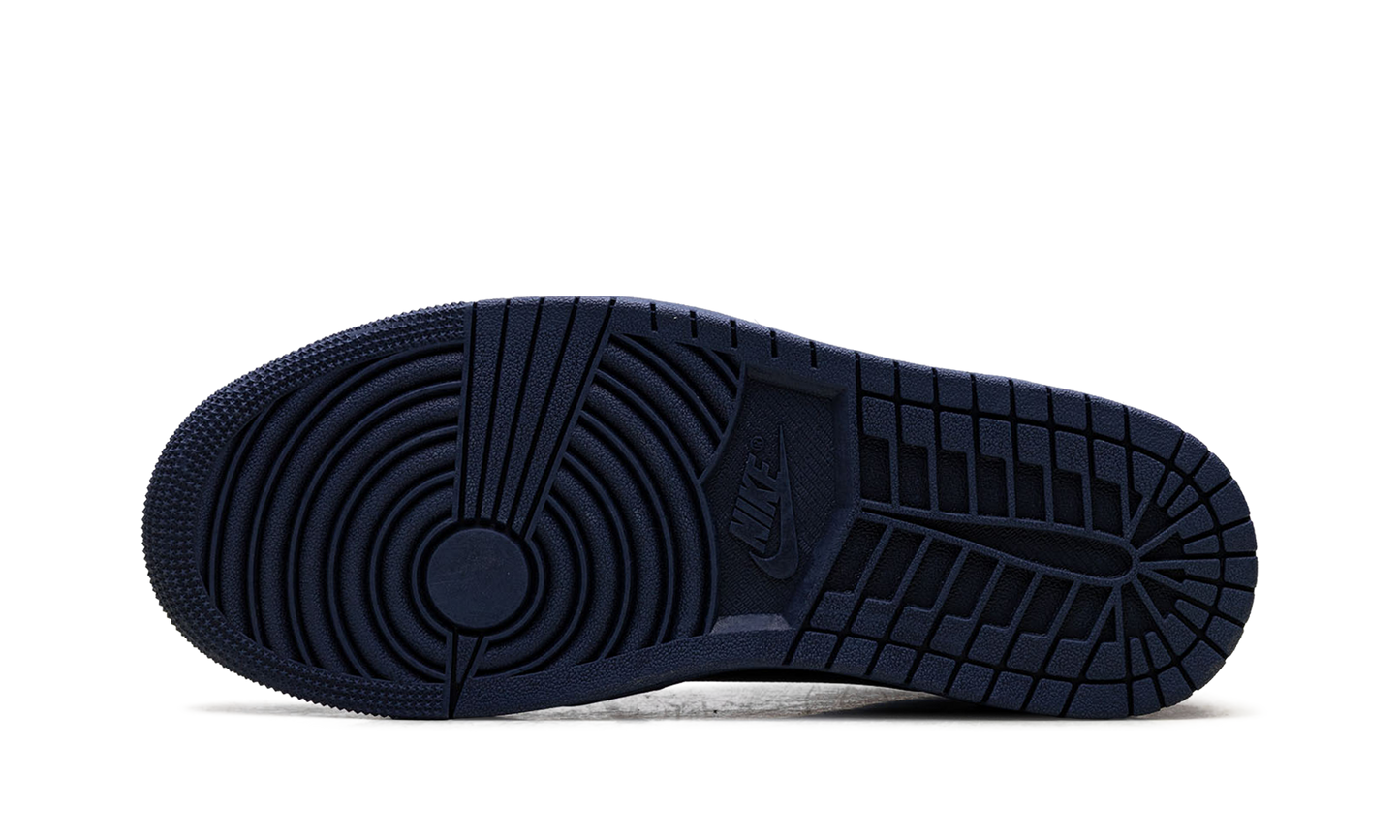 Jordan 1 Low WMNS Method of Make Midnight Navy Metallic Gold FN5032 400