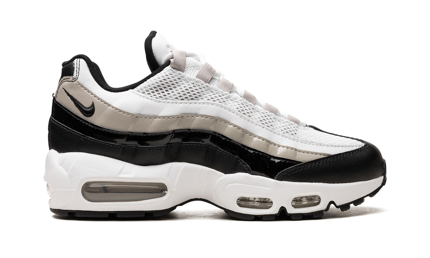 Nike AIR MAX 95 WMNS "Light Iron Ore / Black Patent" DR2550 100