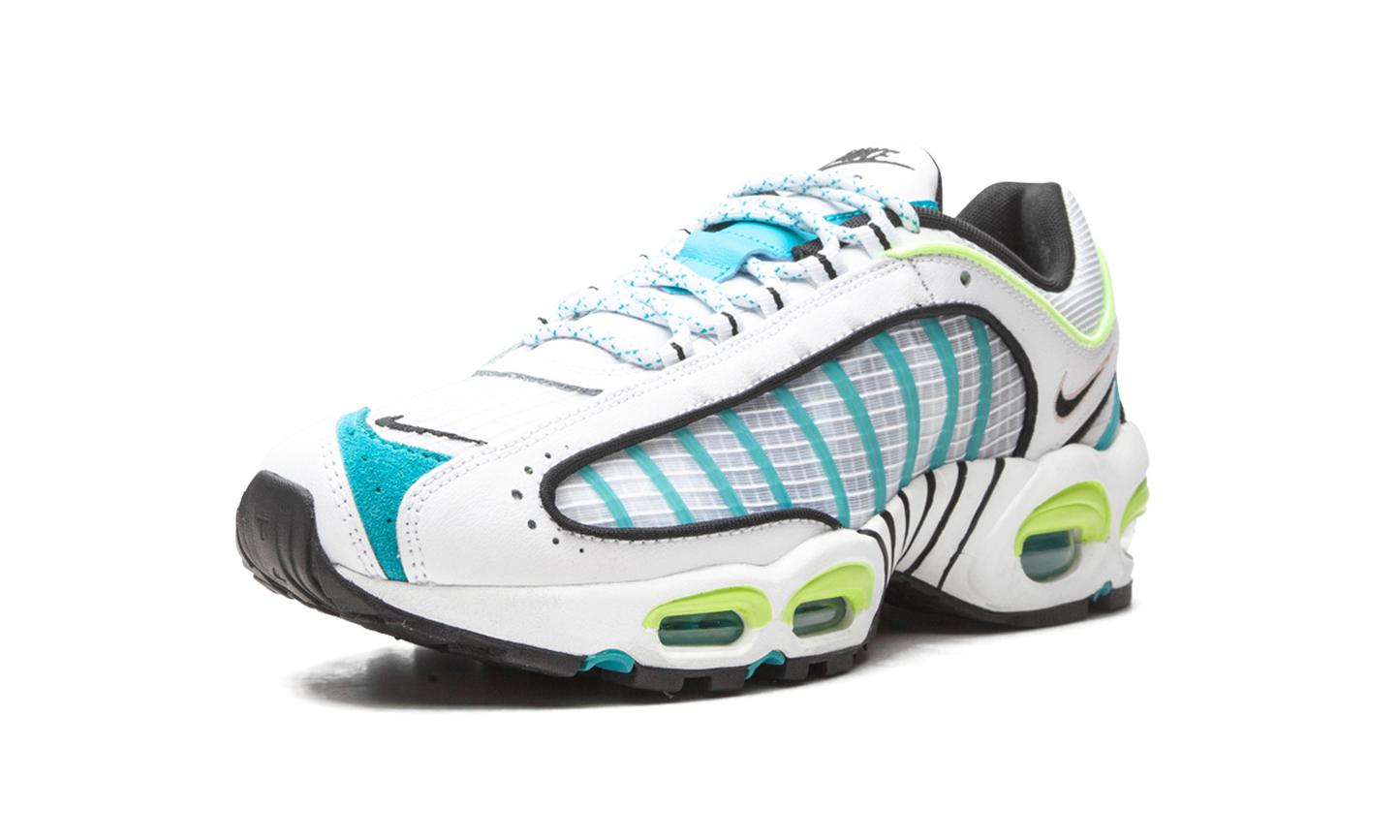 Nike Air Max Tailwind IV SE CJ0641 100