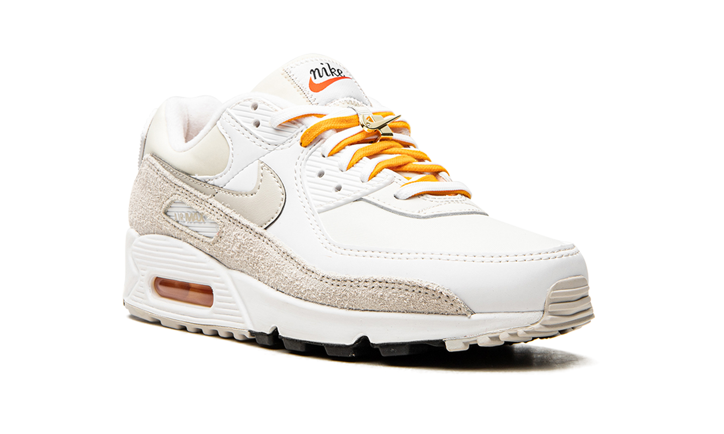 Nike AIR MAX 90 NMS WMNS "Light Bone University Gold"