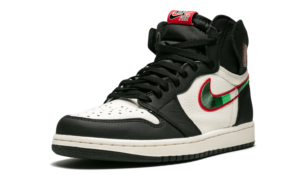 Air Jordan 1 Retro High OG Sports Illustrated / A Star Is Born 555088 015
