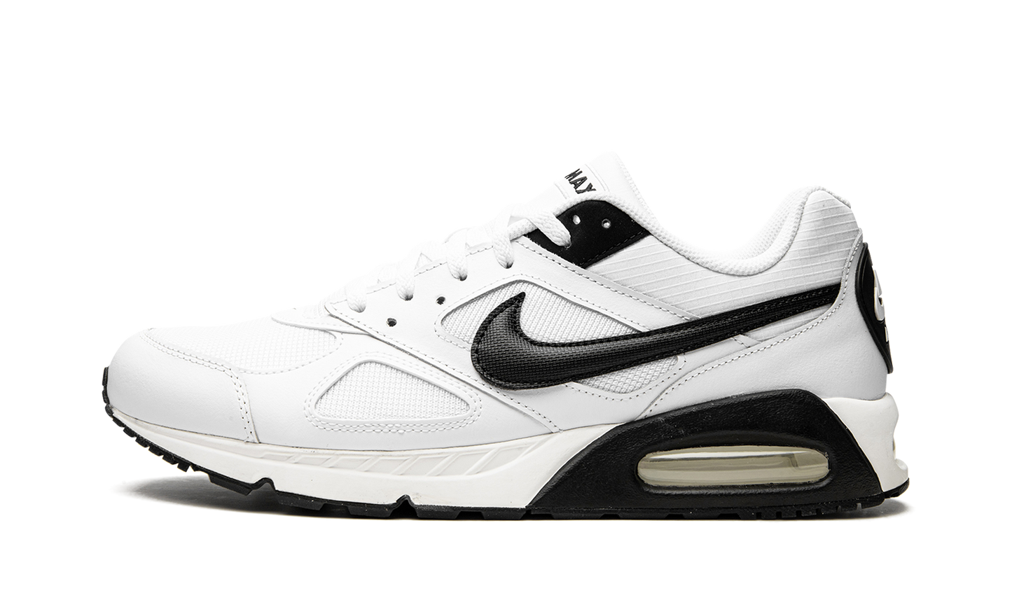 Nike Air Max IVO 580518 106