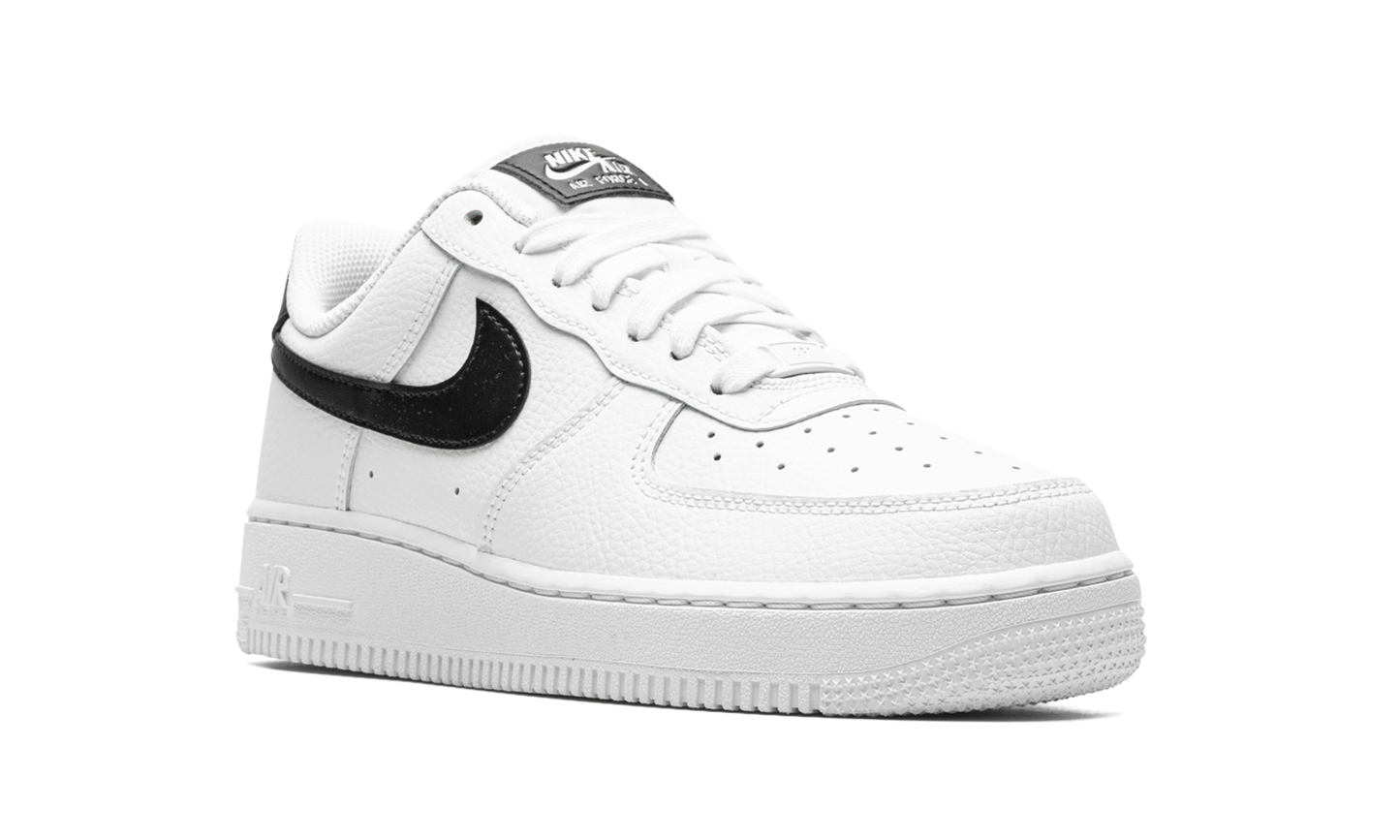Nike AIR FORCE 1 '07 MNS WMNS White/Black DD8959 103