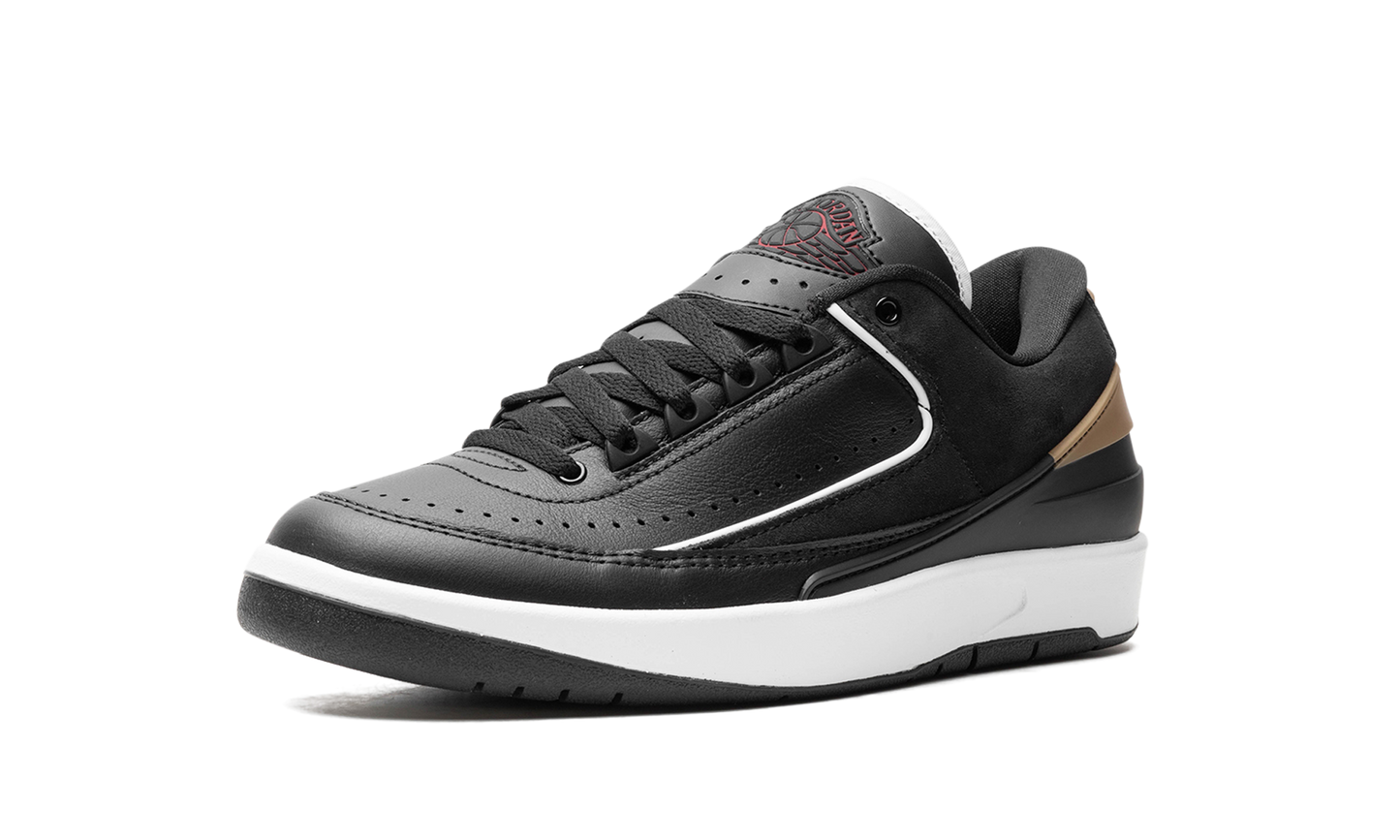 Jordan 2 Retro Low WMNS Black Metallic Gold DX4401 001