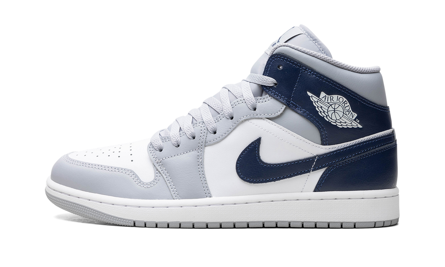 Air Jordan 1 Mid Wolf Grey Midnight Navy DQ8426 104