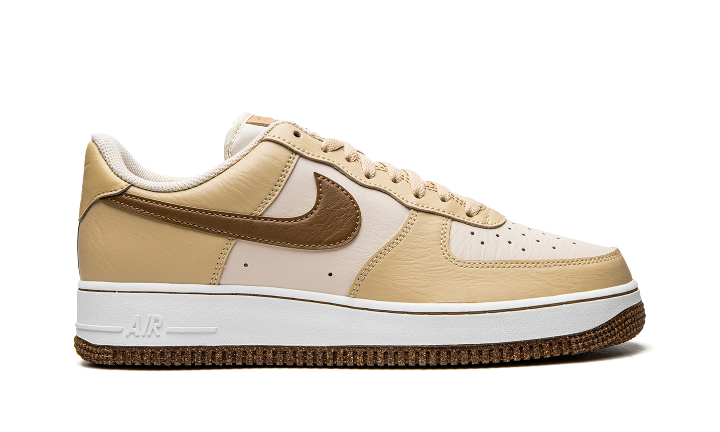 Nike Air Force 1 Low '07 LV8 "Inspected by Swoosh" DQ7660 200